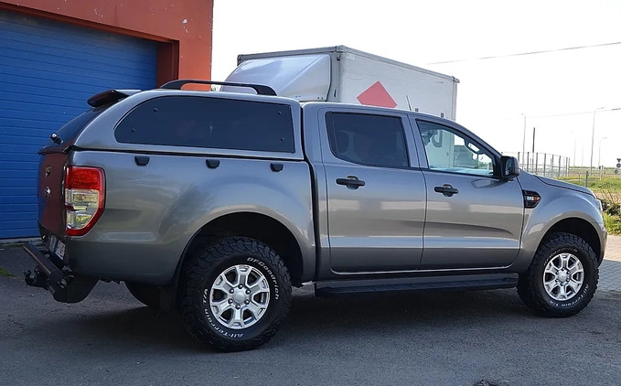 Ford Ranger cena 85000 przebieg: 132800, rok produkcji 2016 z Gąbin małe 326